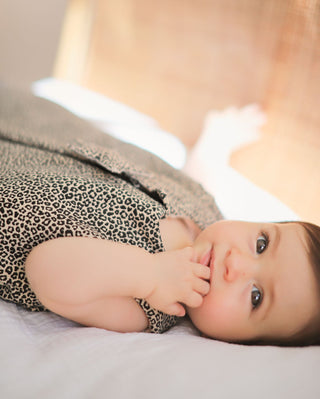 Gigoteuse léopard zip devant Maison Mazarine et Moi