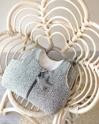 Gigoteuse léopard zip devant Maison Mazarine et Moi