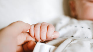 Bébés : on démêle le vrai du faux !
