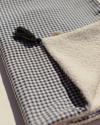 Gingham check sherpa blanket