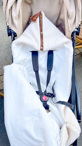 Nid d'ange bébé moumoute beige Maison Mazarine et Moi