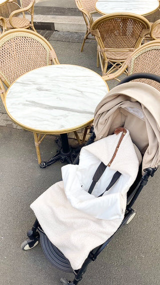 Nid d'ange bébé moumoute beige Maison Mazarine et Moi