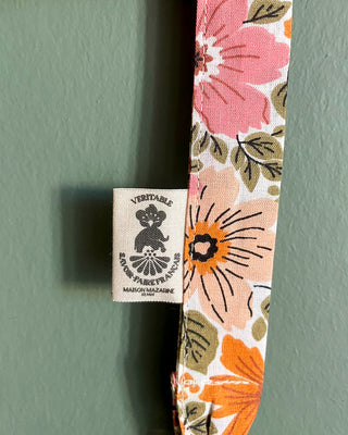 Attache tétine fleurs