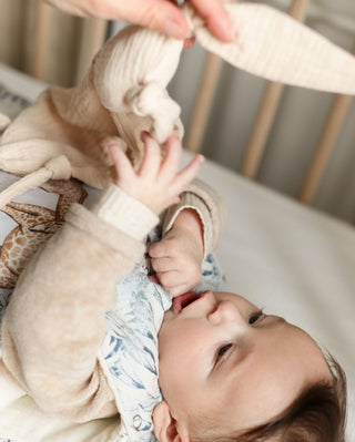 Customizable cotton gauze rabbit baby comforter