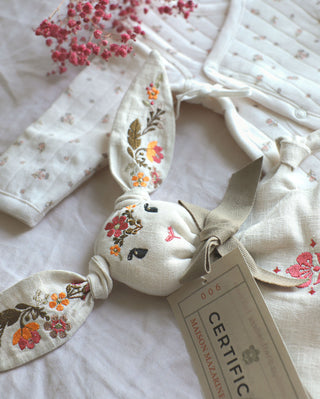 Doudou lapin réconfort bébé naissance lin brodé